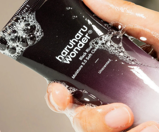 Black Rice Moisture 5.5 Soft Cleansing Gel